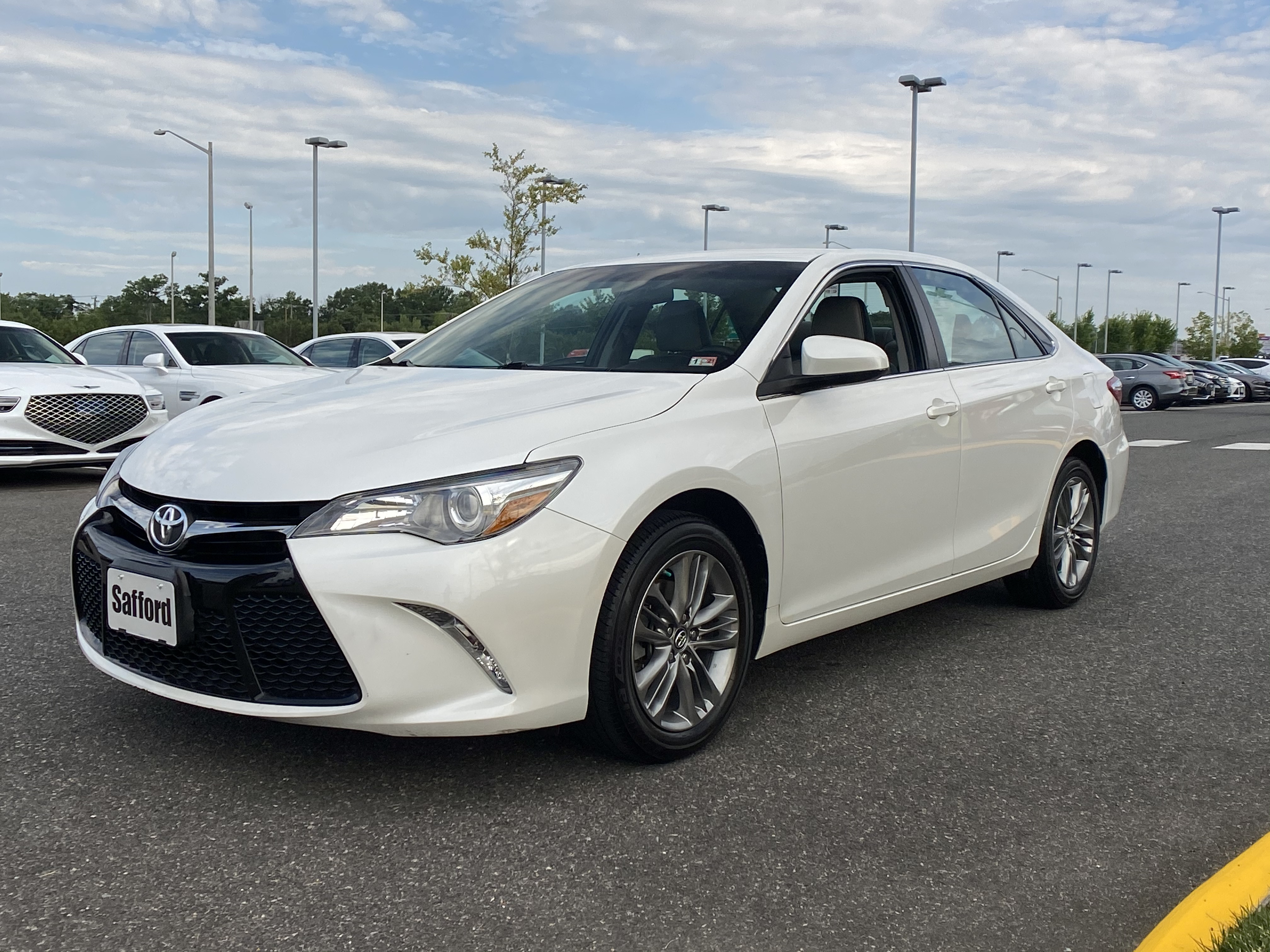 Toyota camry se 2016